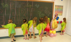 kids decorate board
